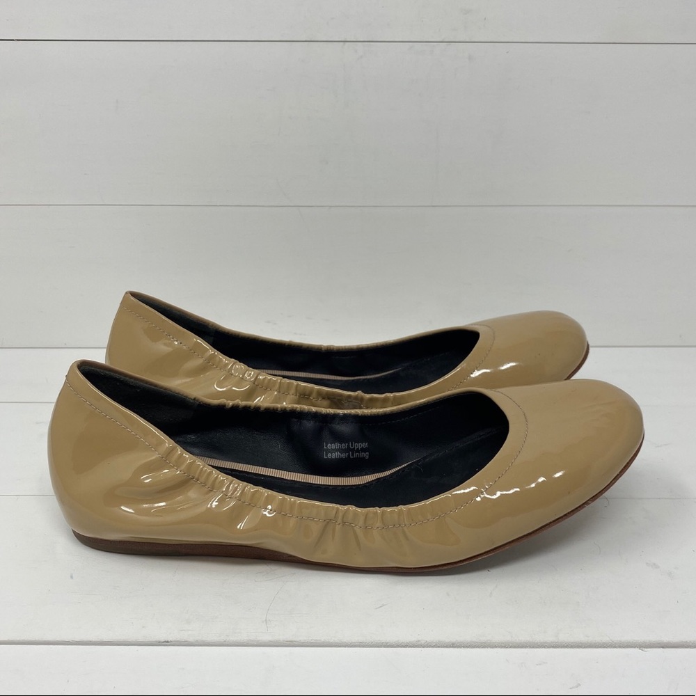 Vera Wang Vero Cuoio Leather Ballet Flats